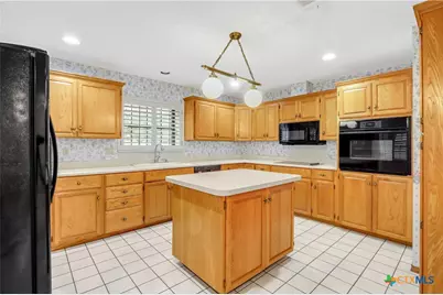738 Cedar Parkway, Seguin, TX 78155 - Photo 8