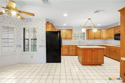 738 Cedar Parkway, Seguin, TX 78155 - Photo 10