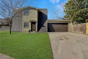 929 N 19th St, Copperas Cove, TX 76522 - Photo 1