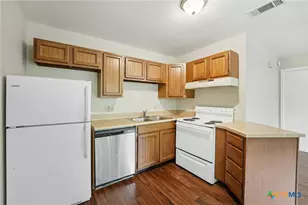 1634 Post Rd, San Marcos, TX 78666 - Photo 10