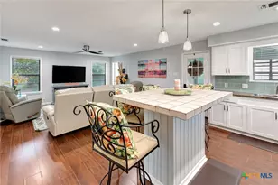 1106 W Jefferson Ave, Port O'Connor, TX 77982 - Photo 12