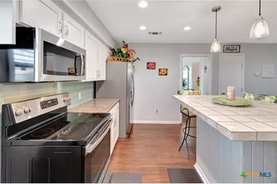 1106 W Jefferson Avenue, Port O'Connor, TX 77982 - Photo 14