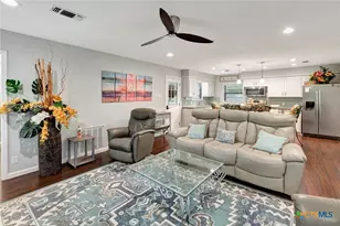 1106 W Jefferson Ave, Port O'Connor, TX 77982 - Photo 6