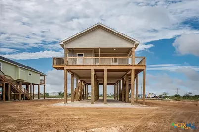 177 Powderhorn Lane, Port Lavaca, TX 77979 - Photo 2