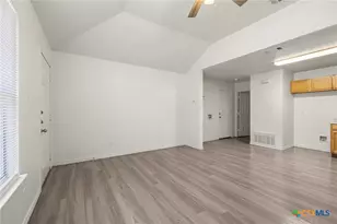 115 N 20th St, Temple, TX 76501 - Photo 2