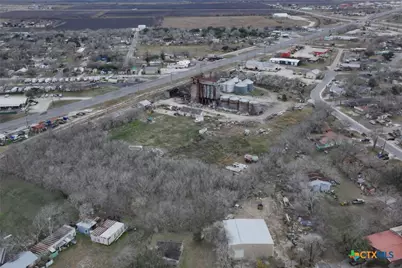 1621 W Main Street, Port Lavaca, TX 77979 - Photo 6