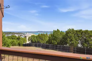 1122 Highland Terrace Dr, Canyon Lake, TX 78133 - Photo 2