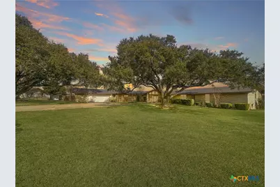 903 Hoover, Cameron, TX 76520 - Photo 1