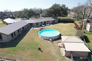 903 Hoover, Cameron, TX 76520 - Photo 4