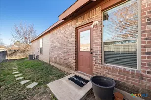 101 Creekside Villa Dr, Kyle, TX 78640 - Photo 24