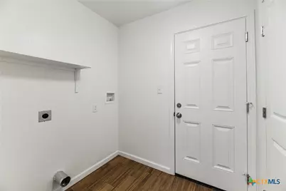 230 Plum Street, Luling, TX 78648 - Photo 30