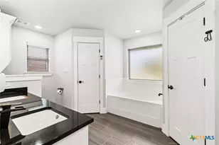 2705 Crystal Ann Dr, Temple, TX 76502 - Photo 26