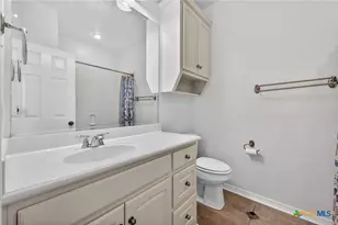 3010 Legend Oaks Blvd, Belton, TX 76513 - Photo 24