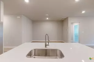 317 Dobson Dr, Killeen, TX 76542 - Photo 6