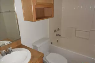 809 E Ave I, Lampasas, TX 76550 - Photo 6