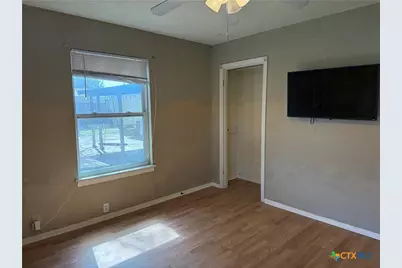 3001 E Mistletoe Avenue, Victoria, TX 77901 - Photo 16