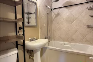 3001 E Mistletoe Ave, Victoria, TX 77901 - Photo 18