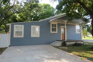 202 S Mesquite St, Luling, TX 78648 - Photo 1