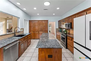 1060 Great Oaks Dr, Salado, TX 76571 - Photo 16