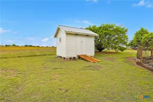 1505 County Rd 315, Jarrell, TX 76537 - Photo 40