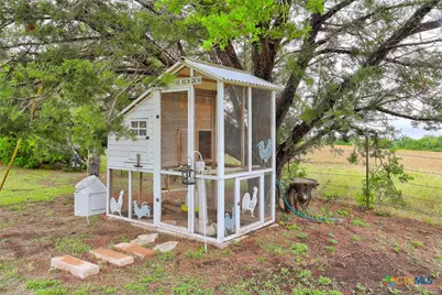 1505 County Road 315, Jarrell, TX 76537 - Photo 40