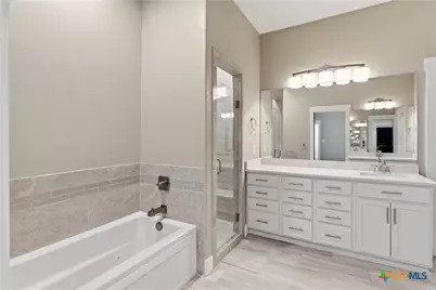 2948 Goodwin Lane, New Braunfels, TX 78130 - Photo 28