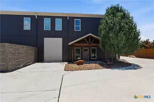 2948 Goodwin Ln, New Braunfels, TX 78130 - Photo 2