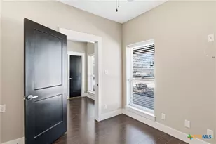 2948 Goodwin Ln, New Braunfels, TX 78130 - Photo 6