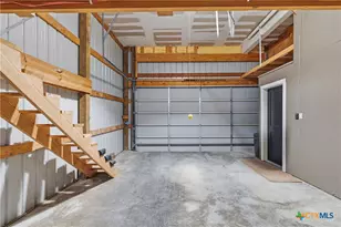 2948 Goodwin Ln, New Braunfels, TX 78130 - Photo 34