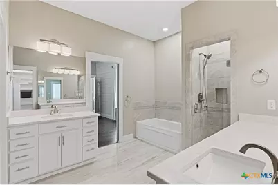 2948 Goodwin Lane, New Braunfels, TX 78130 - Photo 30