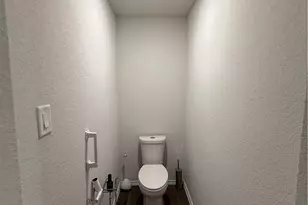 208 Yucca Dr, Seguin, TX 78155 - Photo 4