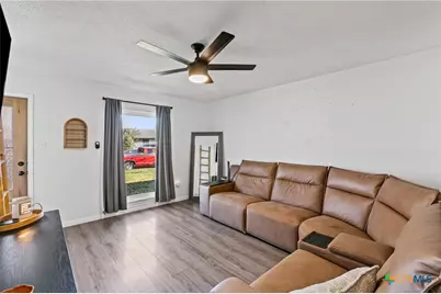 1105 East Avenue O, Belton, TX 76513 - Photo 6