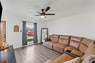 1105 E Avenue O, Belton, TX 76513 - Photo 6