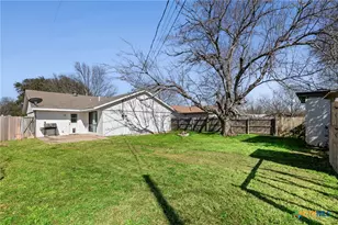 1105 E Avenue O, Belton, TX 76513 - Photo 14