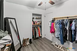 1105 E Avenue O, Belton, TX 76513 - Photo 10