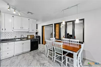 1105 East Avenue O, Belton, TX 76513 - Photo 4