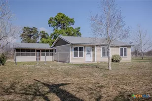 2015 Coletoville Rd, Victoria, TX 77905 - Photo 1
