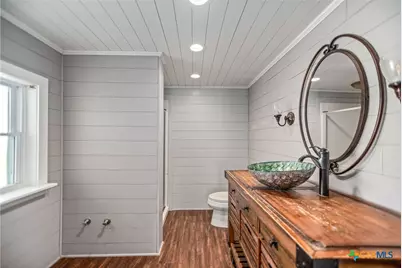 303 Garcitas Grove, Inez, TX 77968 - Photo 14