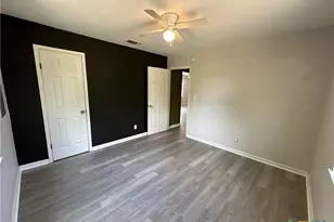 602 W Avenue B, Copperas Cove, TX 76522 - Photo 14