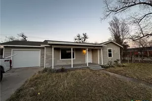 602 W Avenue B, Copperas Cove, TX 76522 - Photo 2