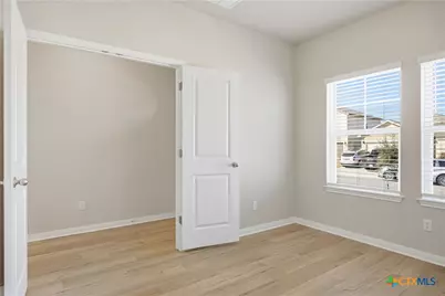 108 Hannah Trail, Georgetown, TX 78628 - Photo 4