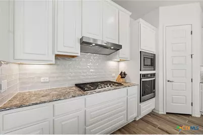 531 Orchard Way, New Braunfels, TX 78132 - Photo 14