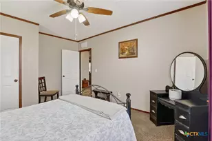 1298 County Rd 425, Stockdale, TX 78160 - Photo 30