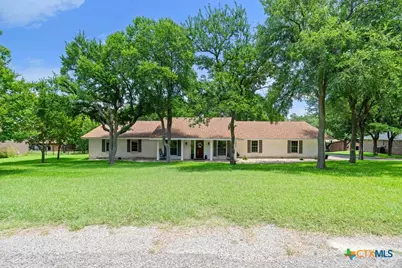 214 Mesa Drive, Gatesville, TX 76528 - Photo 1