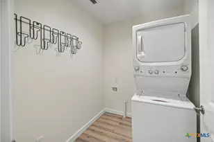 253 Carrie St, Port O'Connor, TX 77982 - Photo 10