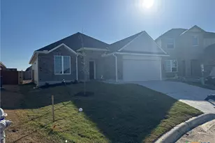 2108 Meridian Loop, Temple, TX 76504 - Photo 2