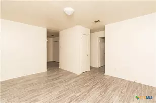 1703 Cedarhill Dr, Killeen, TX 76543 - Photo 2