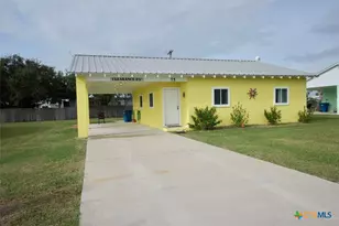 75 Bayview St, Port O'Connor, TX 77982 - Photo 2