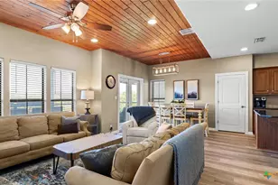 1111 Long Creek Blvd, New Braunfels, TX 78130 - Photo 10