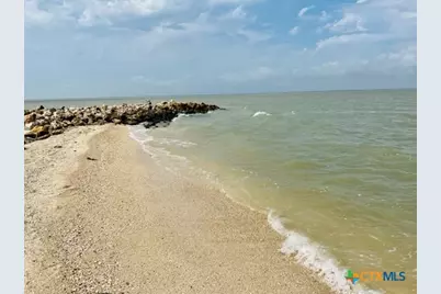 28 N Blackburn Avenue, Port Lavaca, TX 77979 - Photo 28